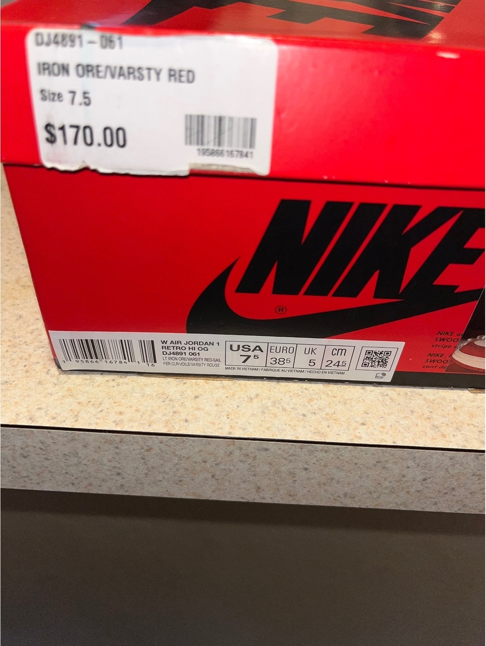 Jordan 1s - Picture 4 of 4